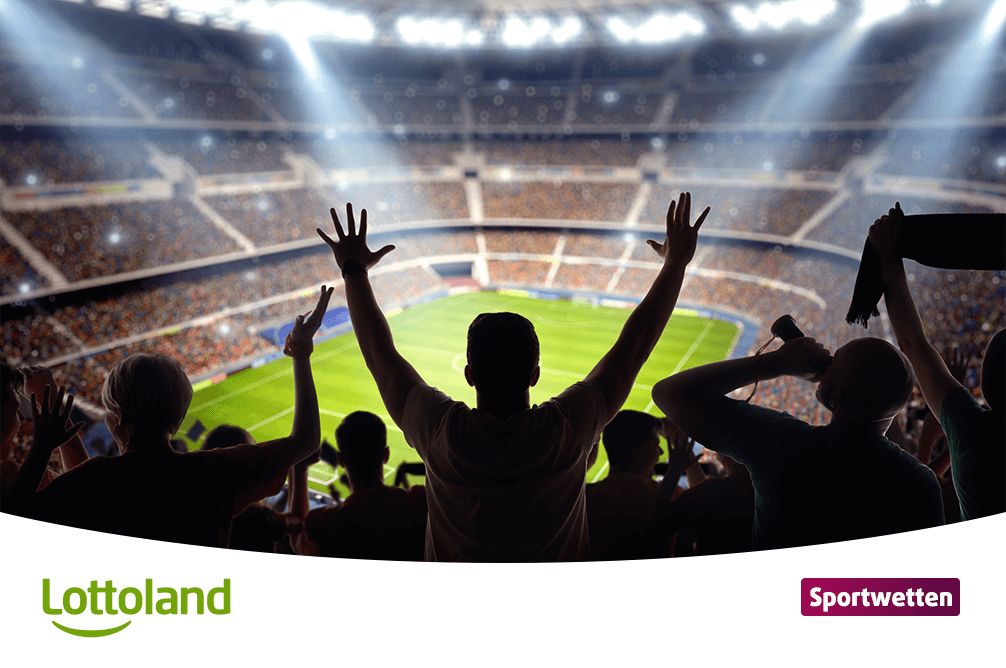 Bild zeigt jubelnde Fans in einem Stadion, aufgenommen von oberhalb der letzten Sitzreihe. Die Fans feiern, weil ihre Gewinnspannen-Wette erfolgreich war.